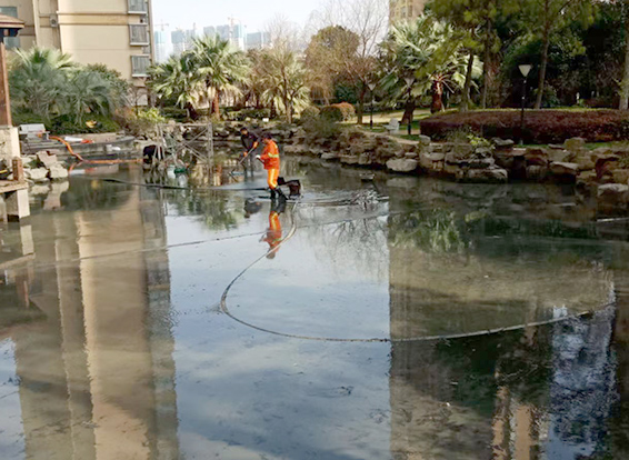 斗门景观池淤泥清理